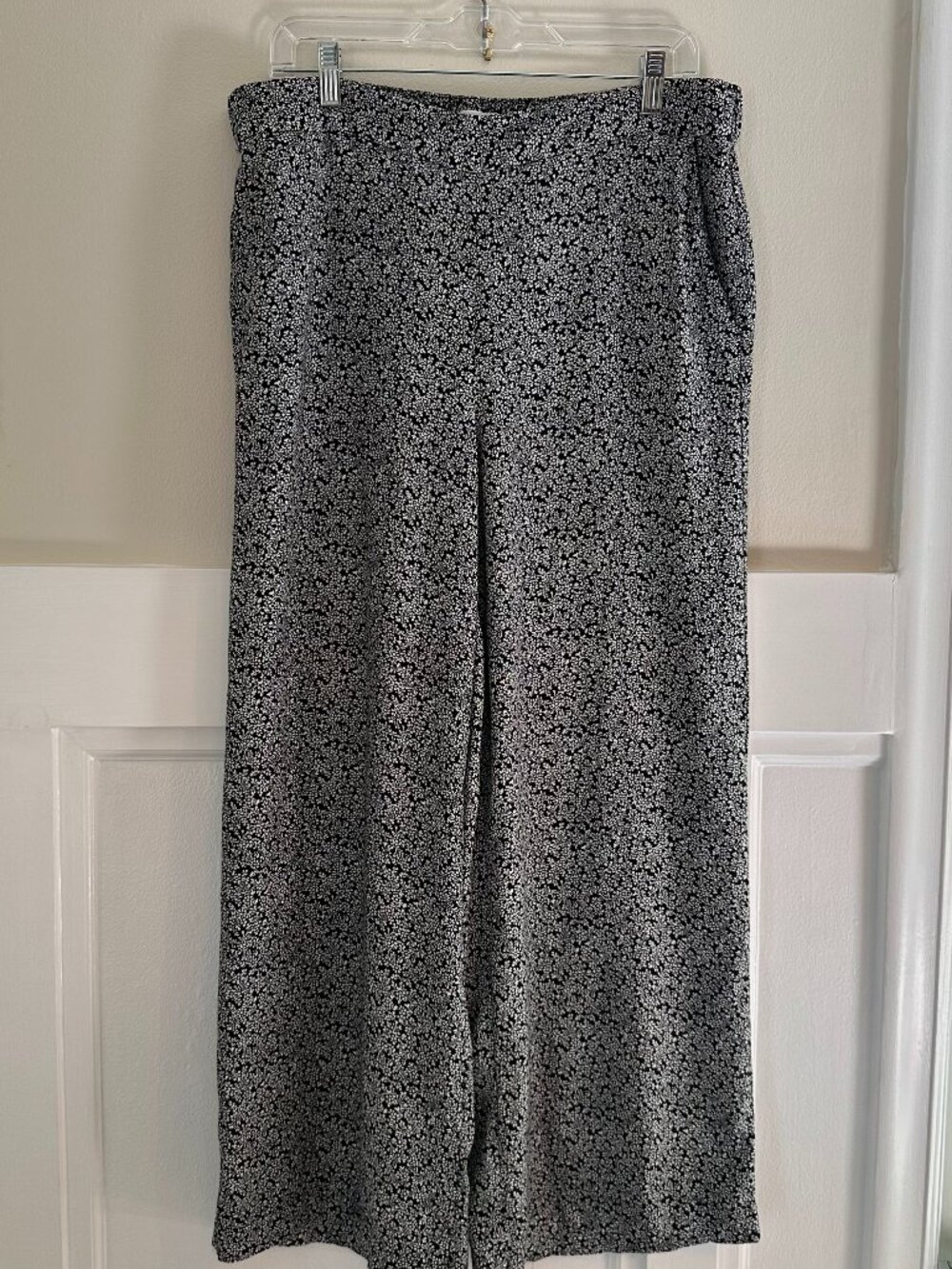 LOFT Flowy Floral Wide Leg Pants